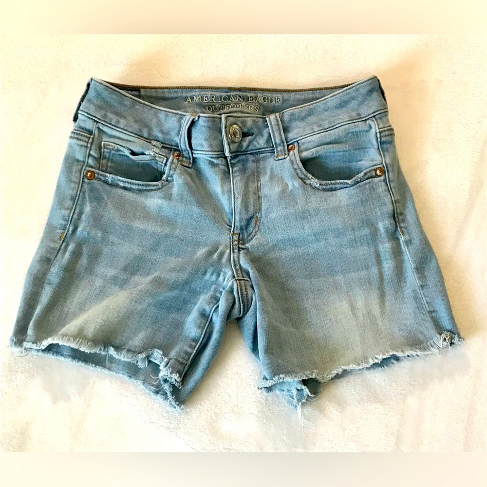American Eagle Denim Cutoff Jean Super Super Stretch Shorts Size 4